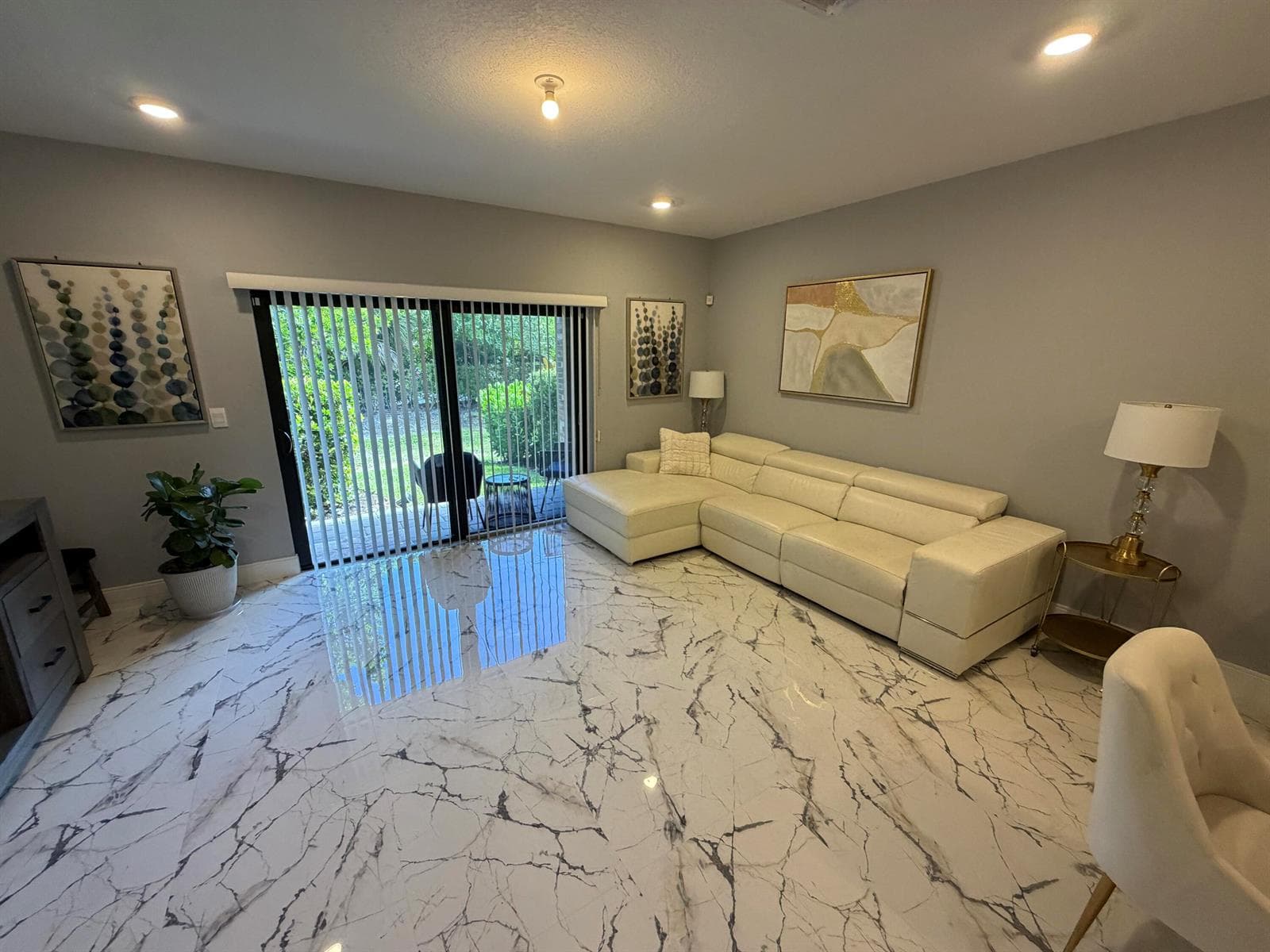 178 SE 5th Court SE, Deerfield Beach FL 33441 photo 4