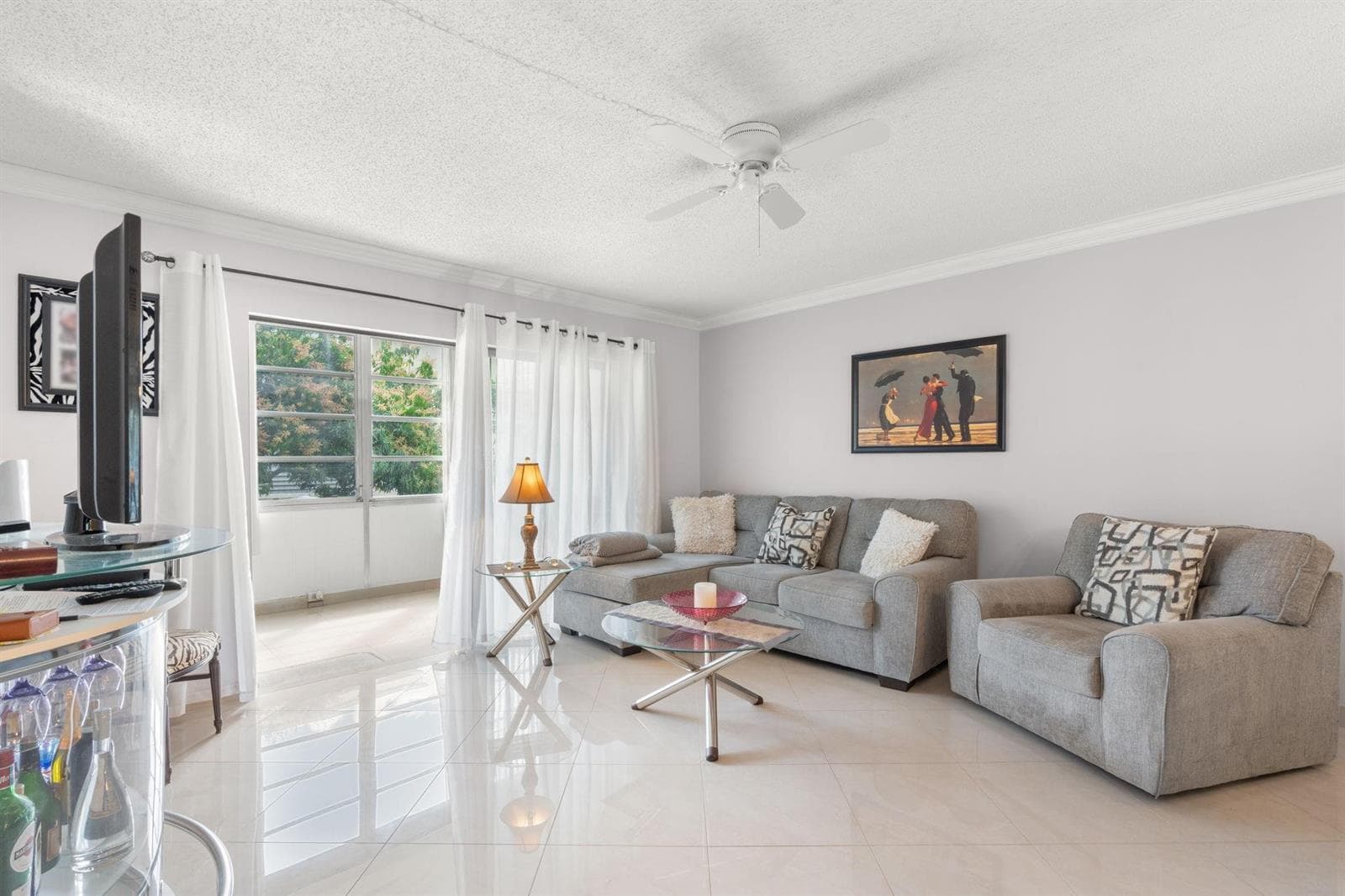 4191 NW 41st Street # 214, Lauderdale Lakes FL 33319 photo 2