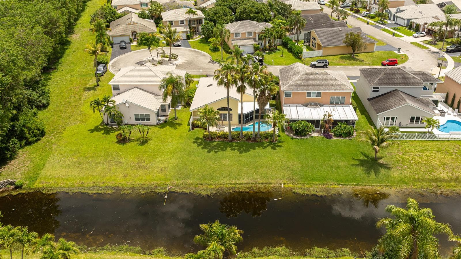 5535 NW 54th Circle, Coconut Creek FL 33073 photo 4