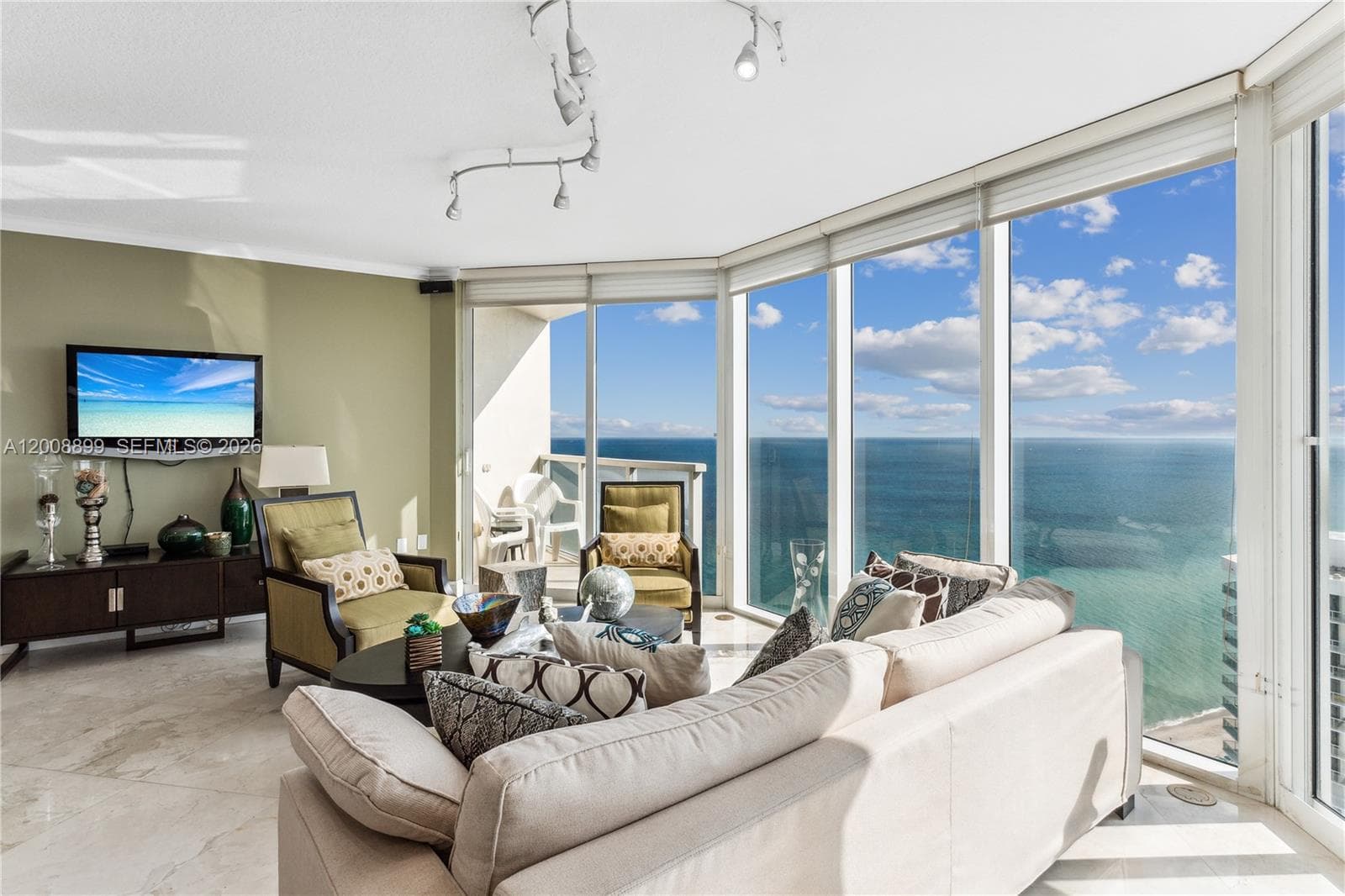 16699 Collins Ave # 3608, Sunny Isles Beach, FL 33160 photo 4