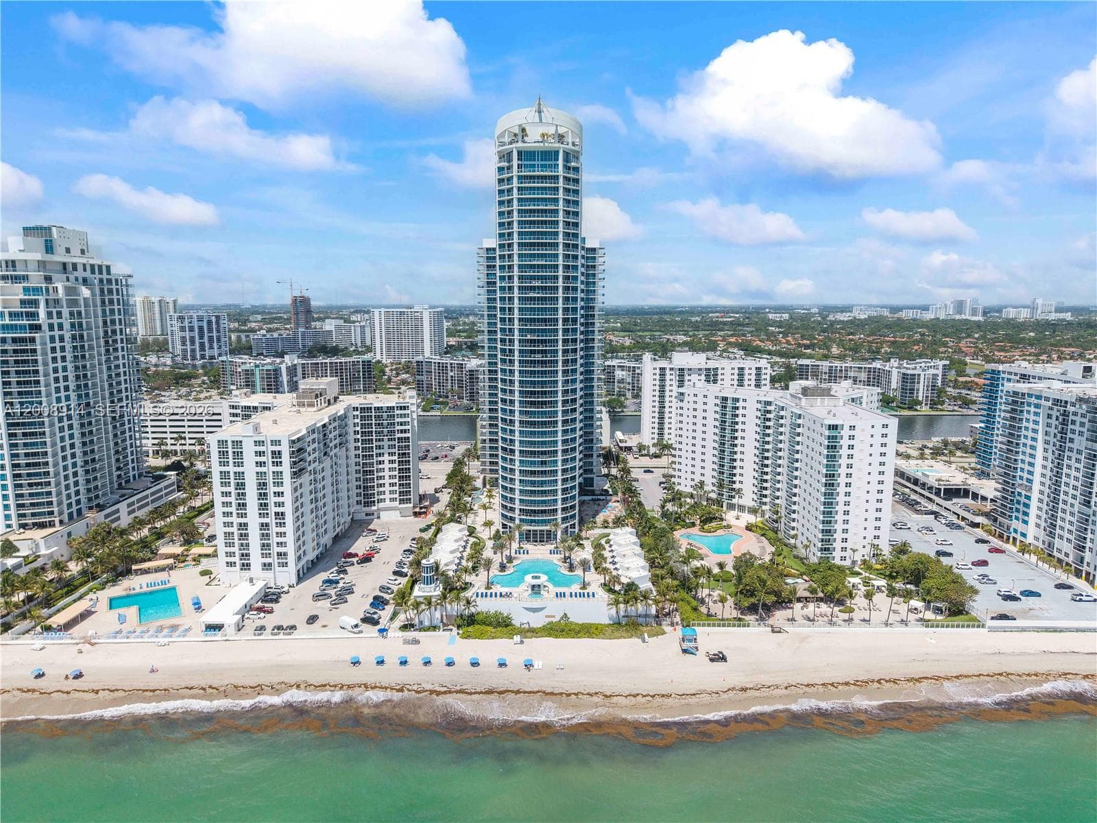 3101 S Ocean Dr # 2705, Hollywood FL 33019