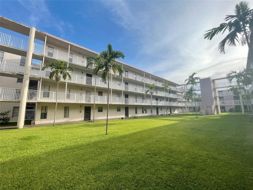 2800 NW 56th Avenue # G407, Lauderhill FL 33313 photo 4
