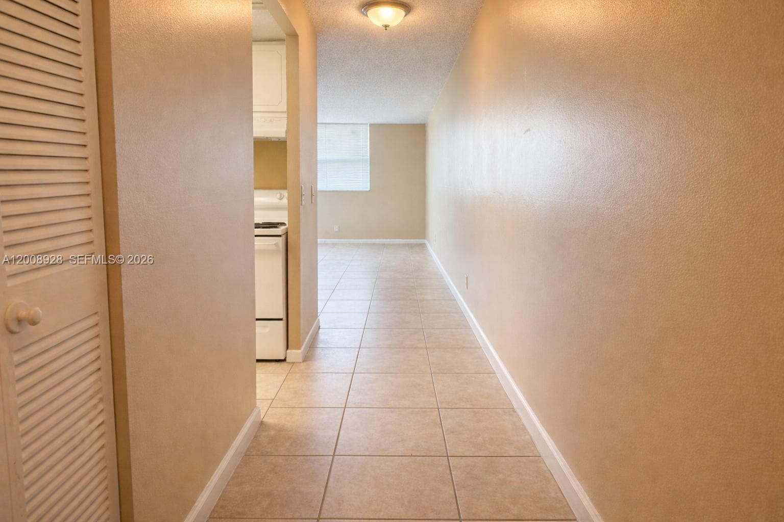 470 Executive Center Dr # 2D, West Palm Beach FL 33401 photo 2