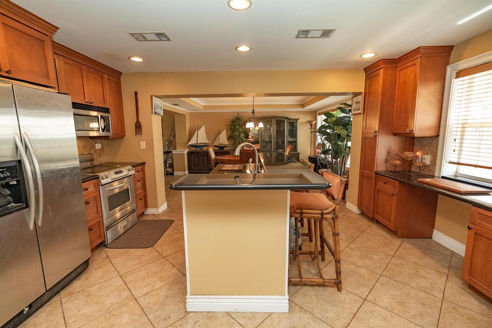 820 SW 18th Court, Fort Lauderdale FL 33315 photo 5