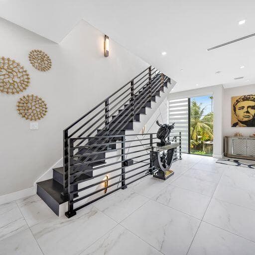 1058 N Victoria Park Road N, Fort Lauderdale FL 33304 photo 5