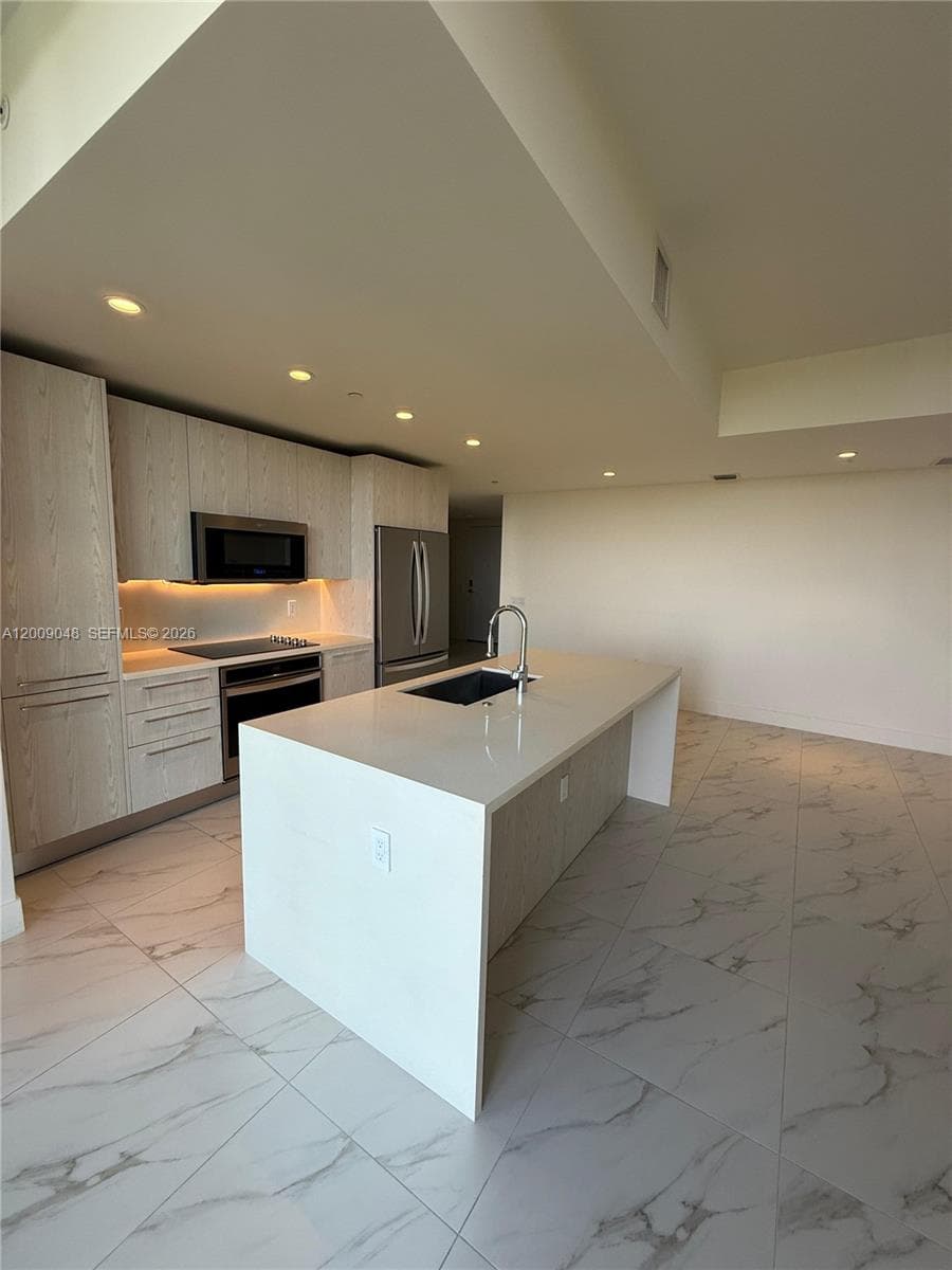 2000 Metropica Way # 901, Sunrise FL 33323 photo 3