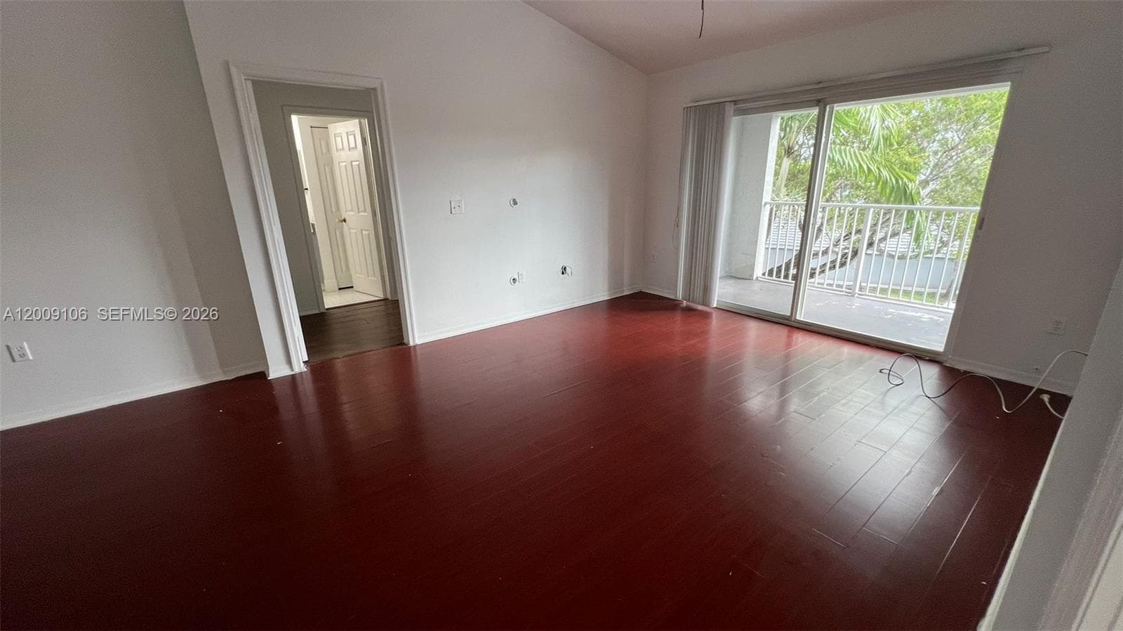 711 SW 111th Way # 301, Pembroke Pines FL 33025 photo 5