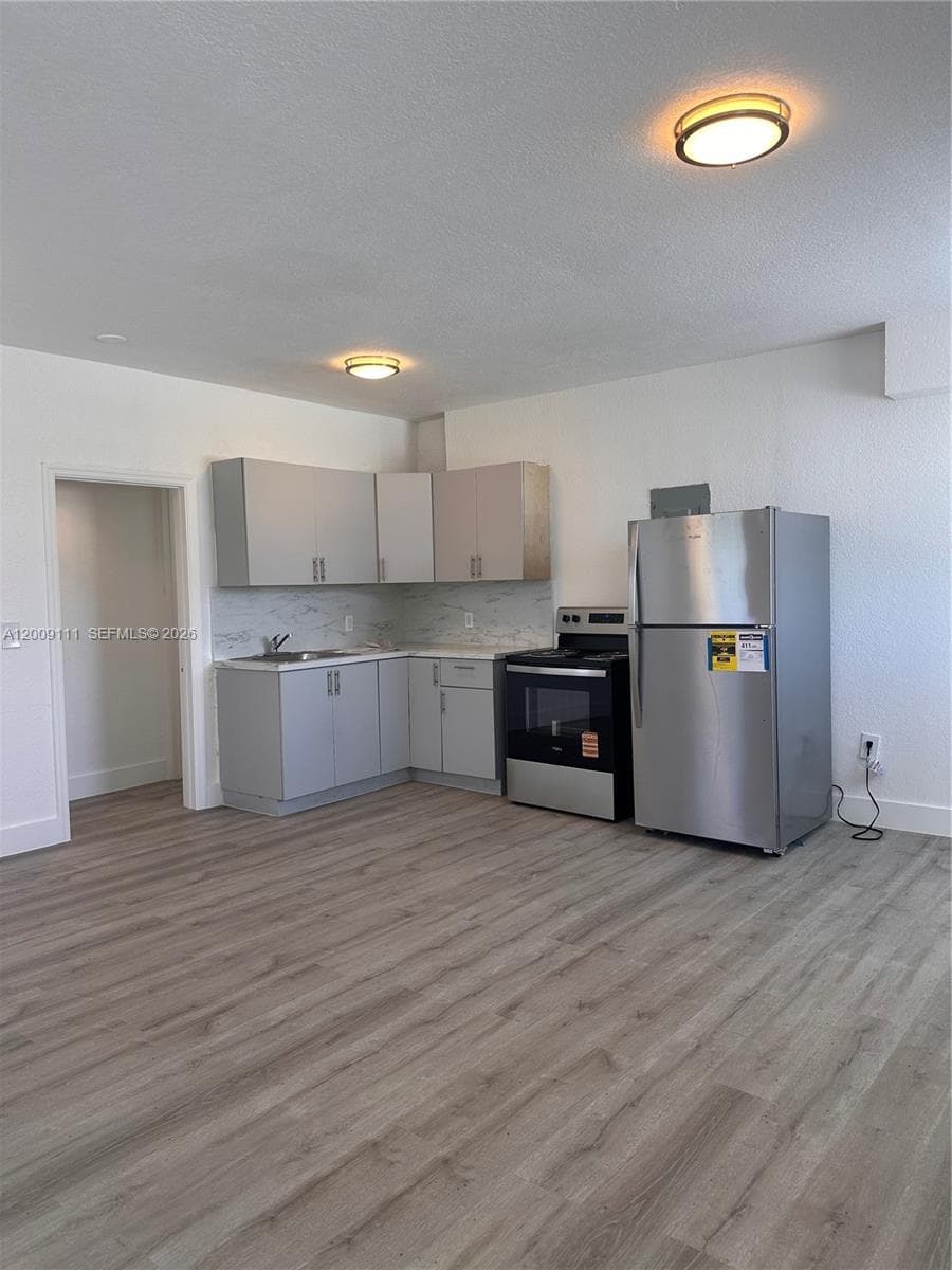 50 NW 79th St # 6, Miami, FL 33150 photo 4