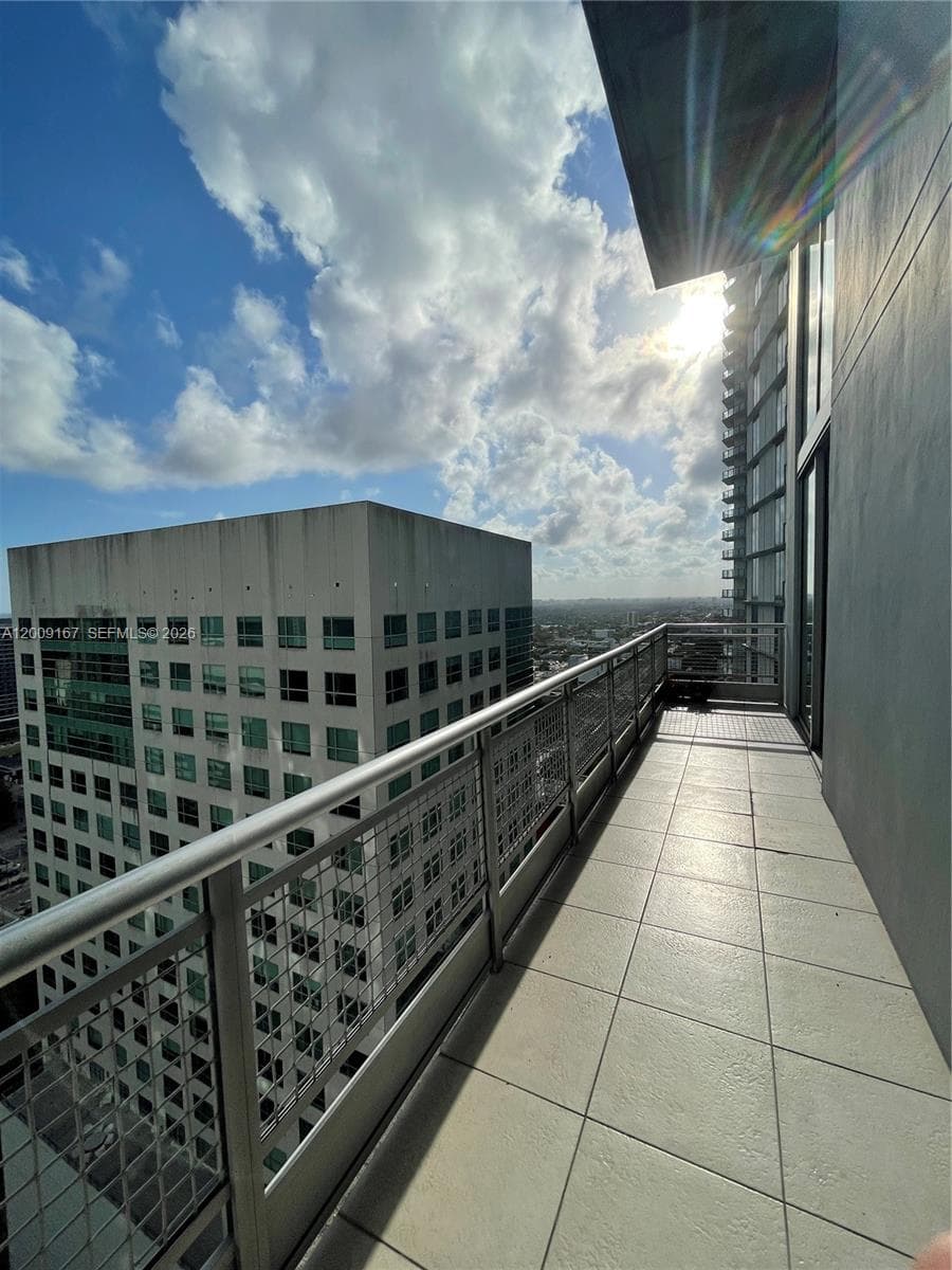 690 SW 1st Ct # 3115, Miami, FL 33130 photo 4