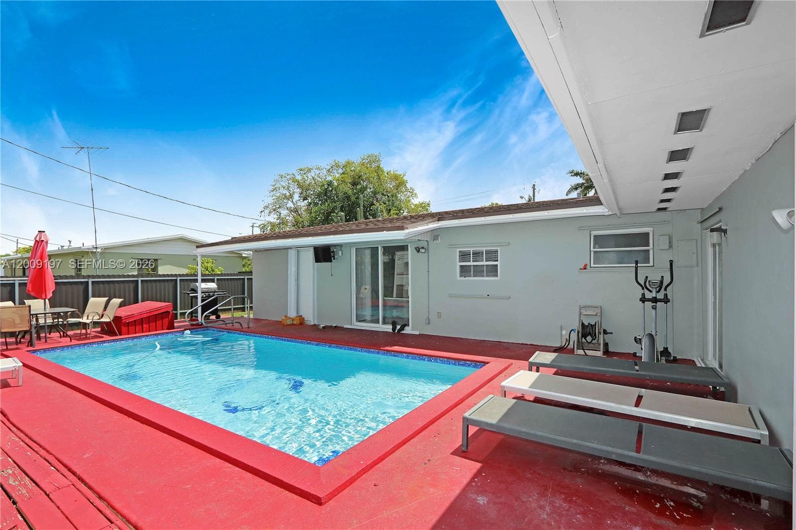 1762 NW 8th Ave, Homestead FL 33030 photo 4