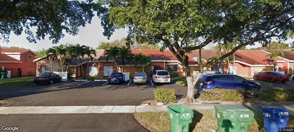 2427 NW 55th Terrace # 2427, Lauderhill FL 33313