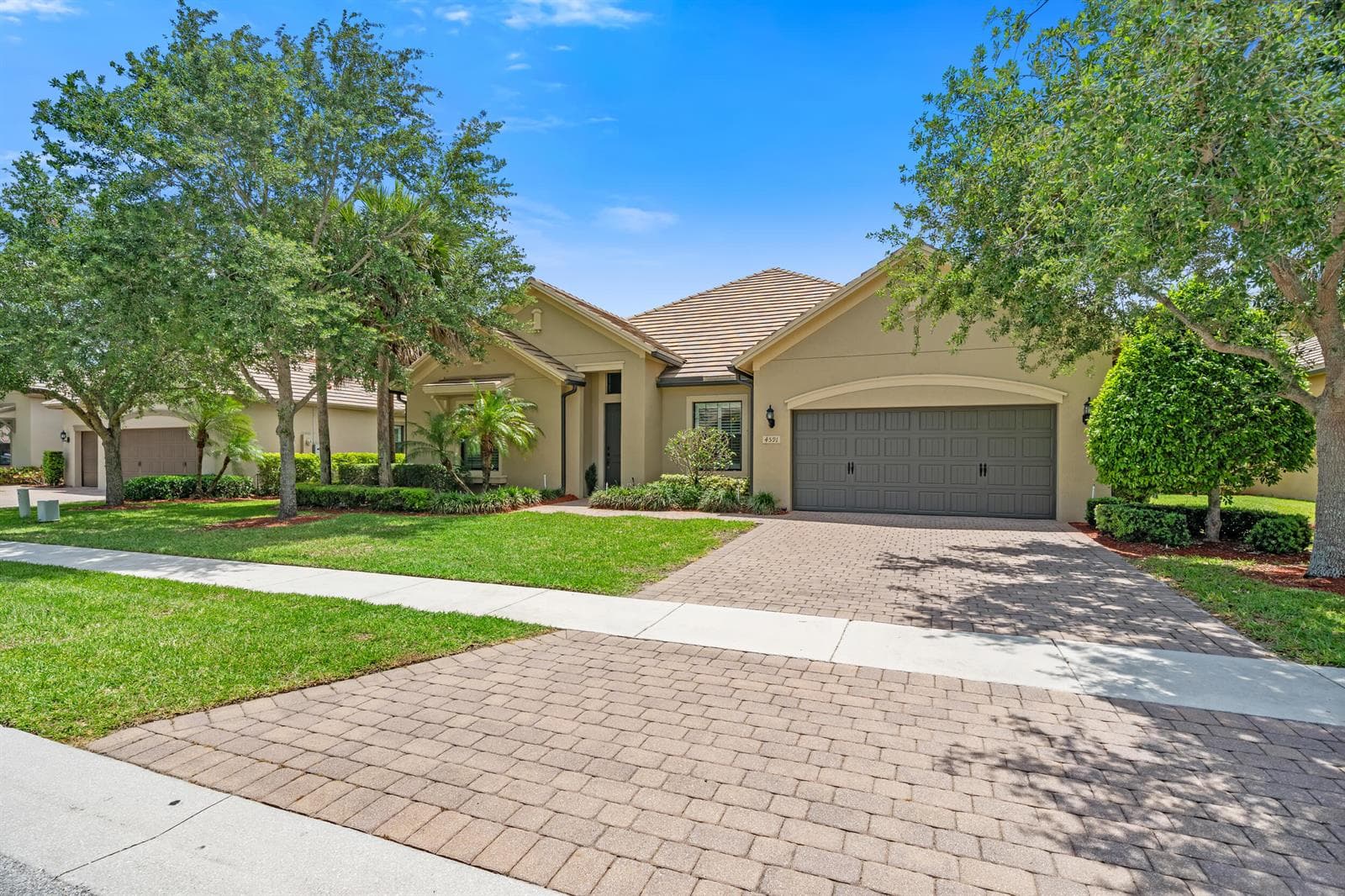 4591 Siena Circle, Wellington FL 33414 photo 2