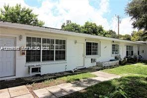 190 NE 90th St # 2, El Portal FL 33138 photo 4