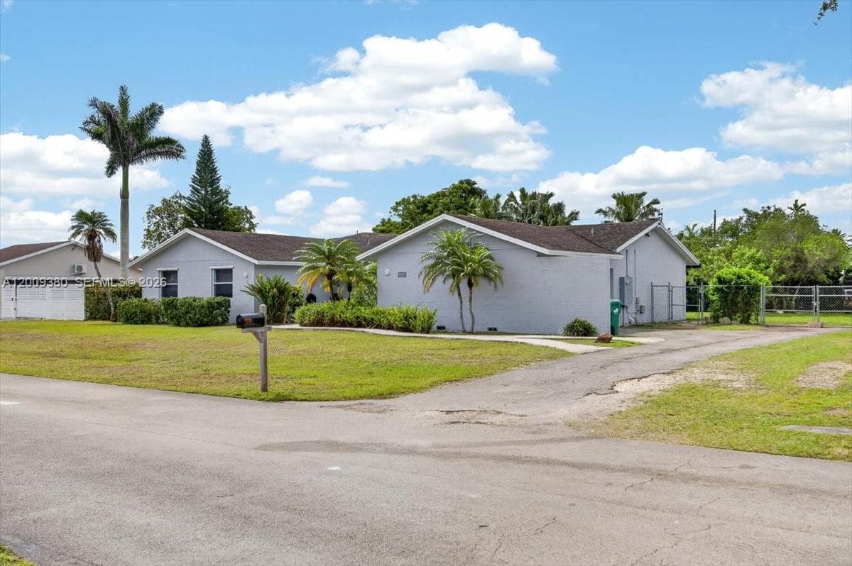 16040 SW 283rd St, Homestead FL 33033 photo 3