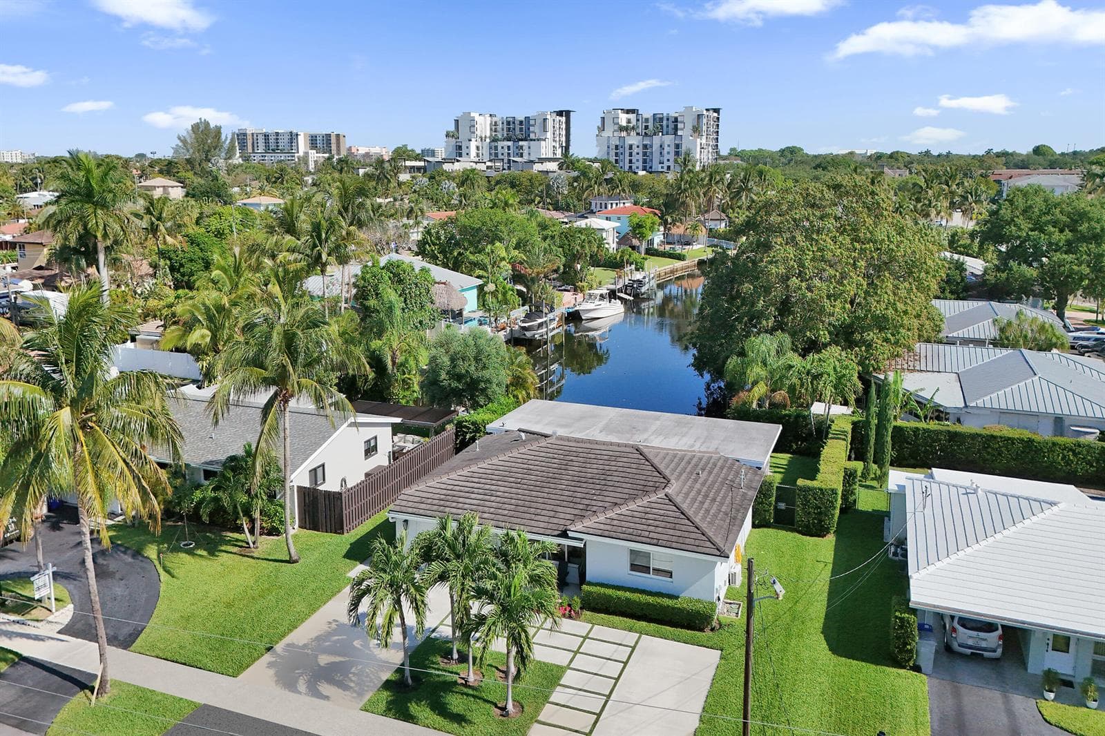 381 SE 3rd Street, Pompano Beach FL 33060 photo 4