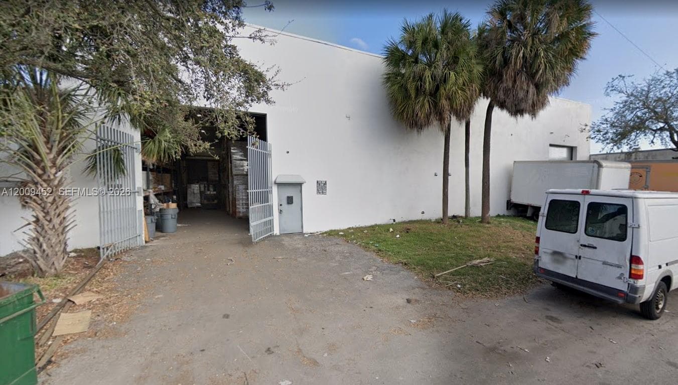 806 NW 8th Ave, Fort Lauderdale FL 33311