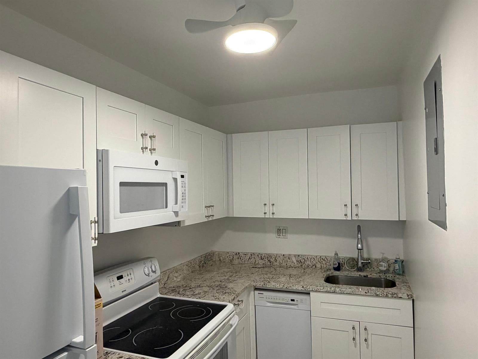 3000 Riomar Street # 703, Fort Lauderdale, FL 33304 photo 2