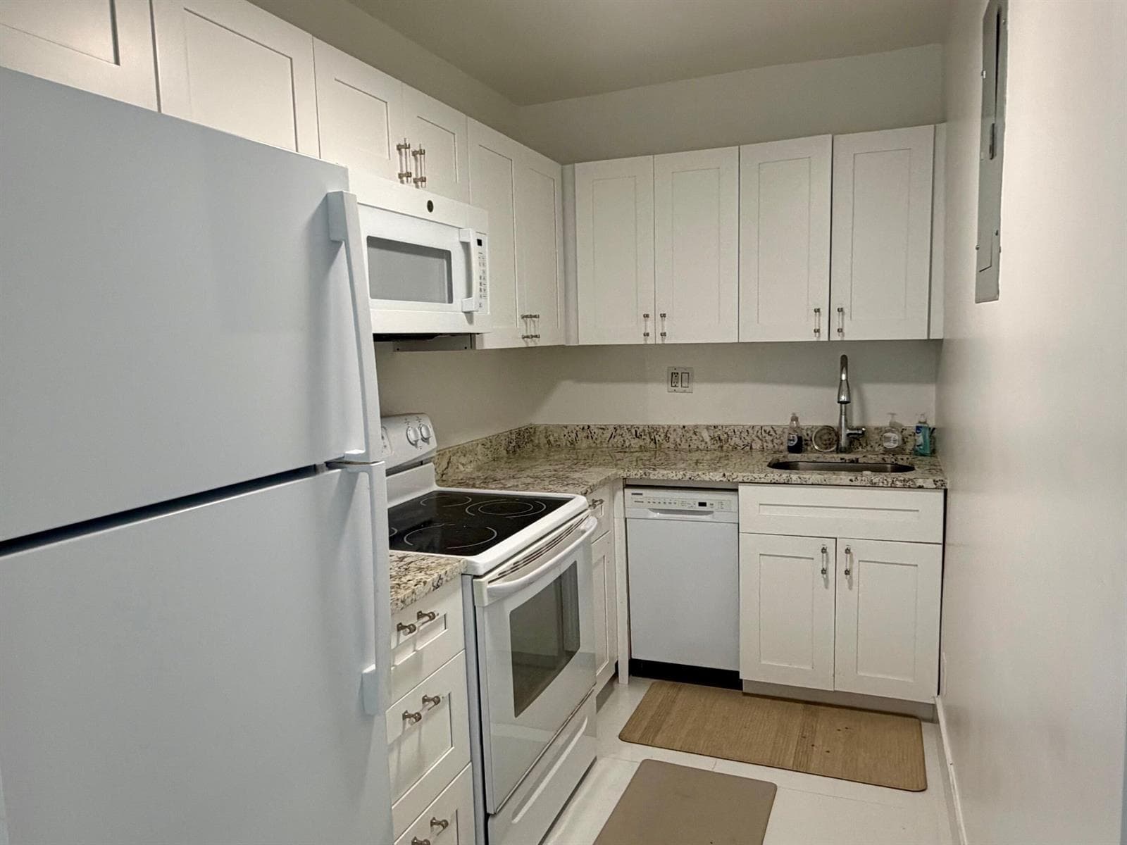 3000 Riomar Street # 703, Fort Lauderdale, FL 33304 photo 3