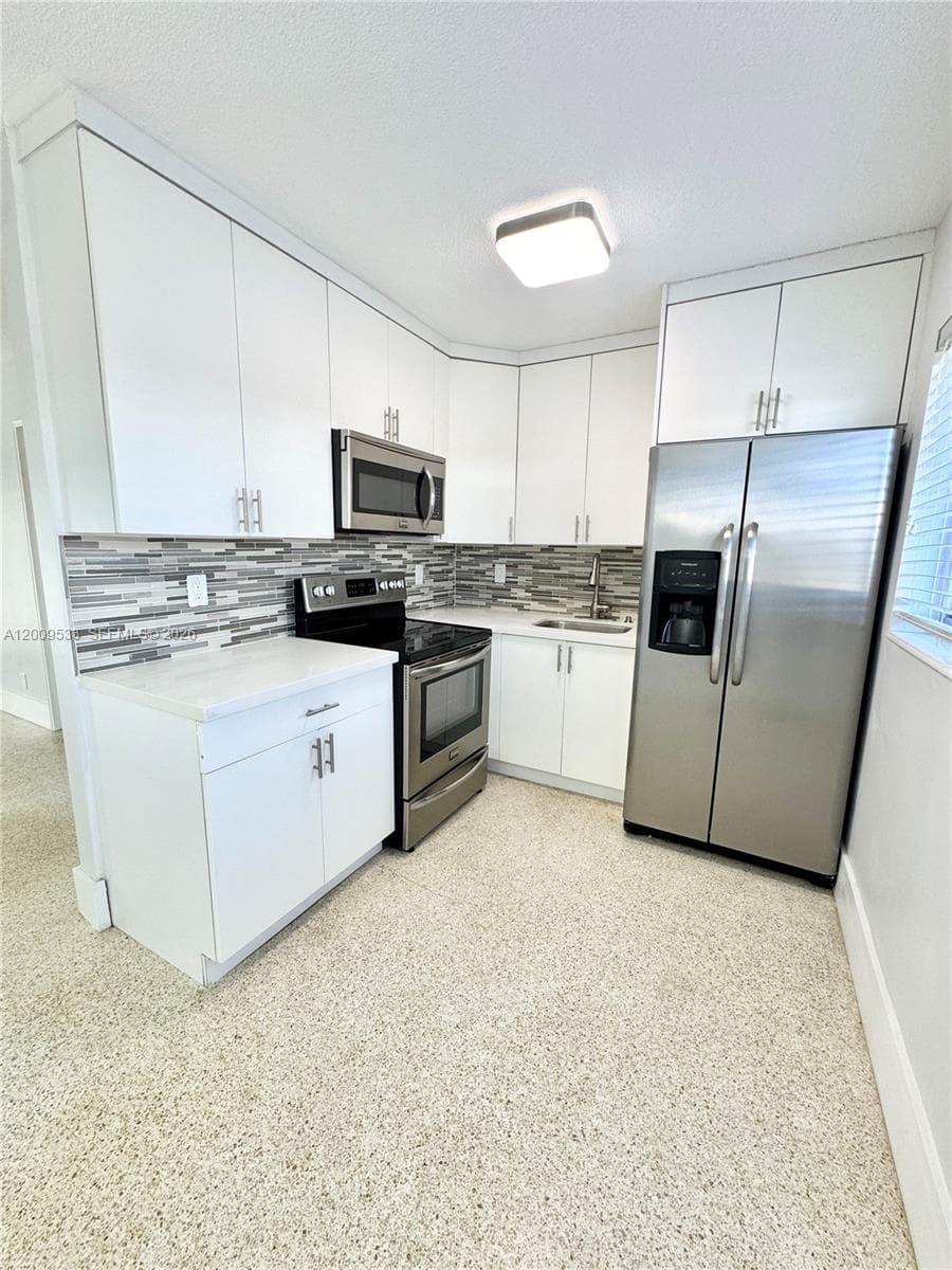1601 SE 15 # 1B, Fort Lauderdale FL 33316 photo 5