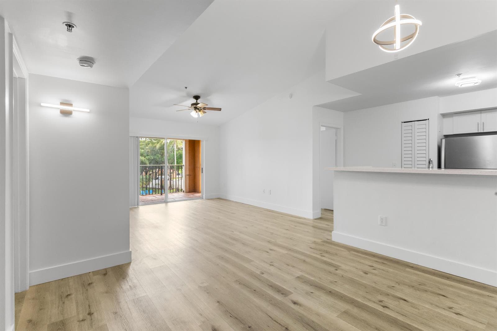 2113 Renaissance Boulevard # 306, Miramar FL 33025 photo 2