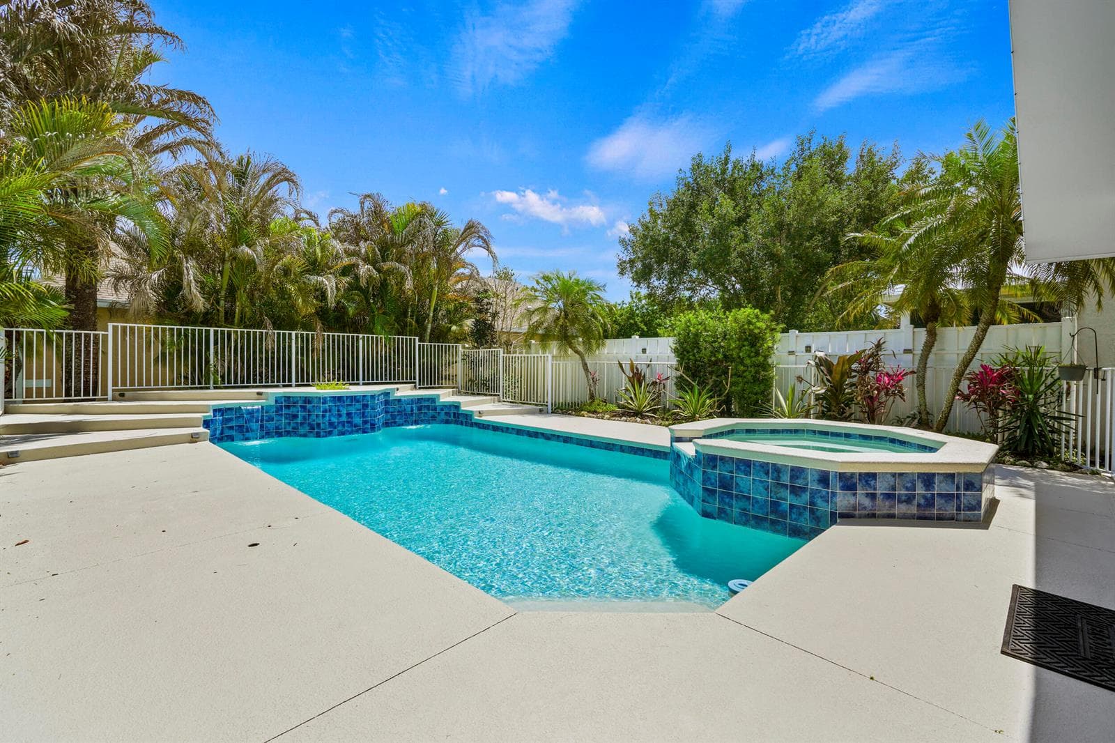 3189 SW Solitaire Palm Drive, Palm City FL 34990 photo 3