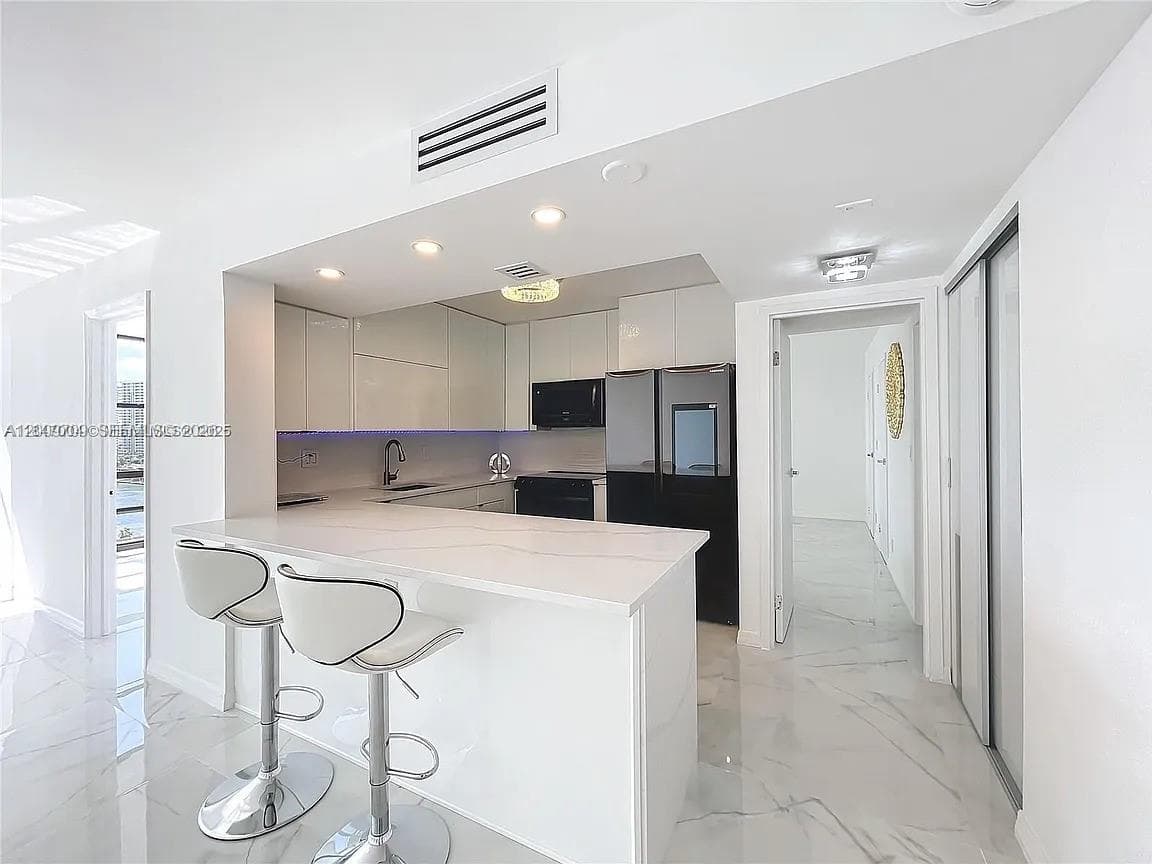 2017 S Ocean Dr # 1206, Hallandale Beach FL 33009 photo 4