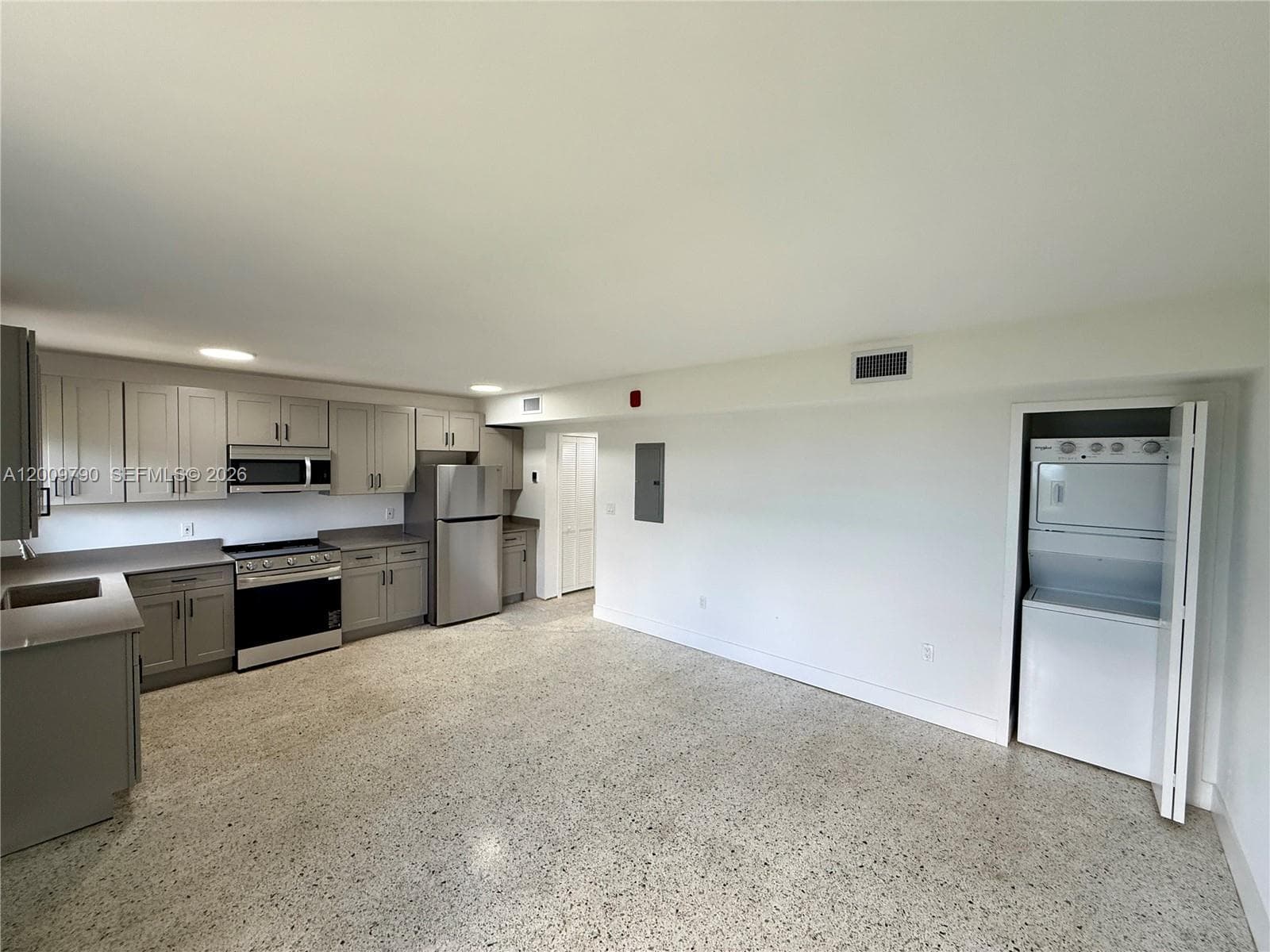 180 NE 57th St # 4, Miami, FL 33137 photo 5