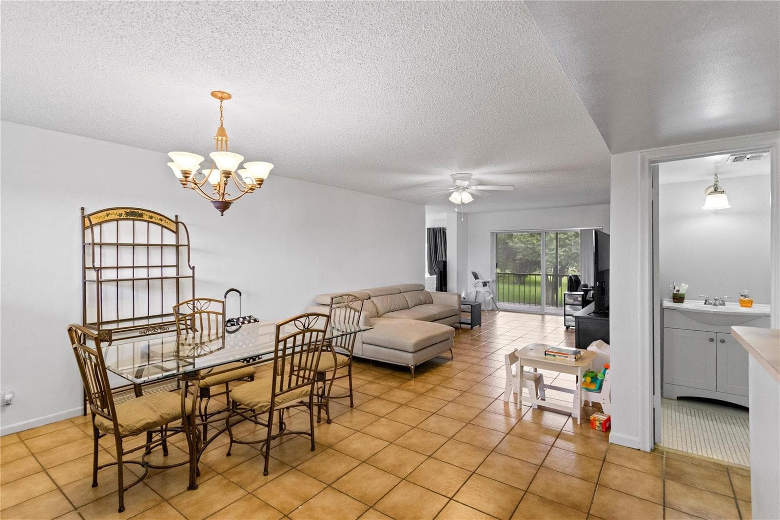 8990 S Hollybrook Boulevard Unit 305, Pembroke Pines FL 33025 photo 3