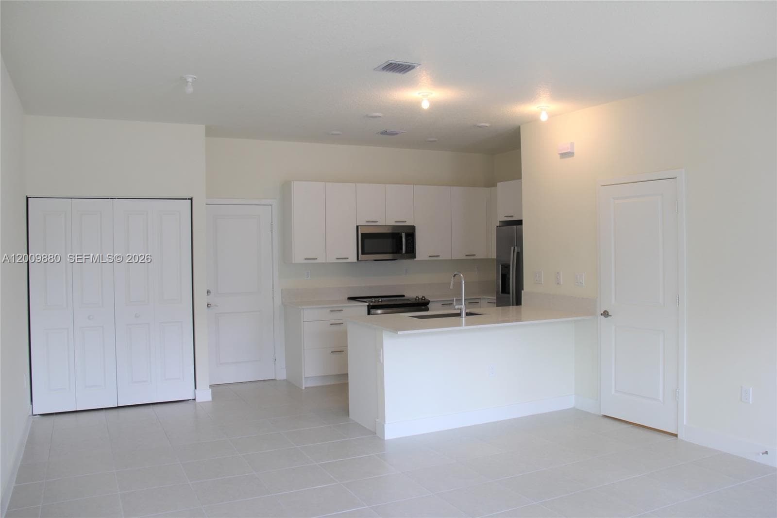 4272 NW 82nd Ave # 4272, Doral FL 33166 photo 3