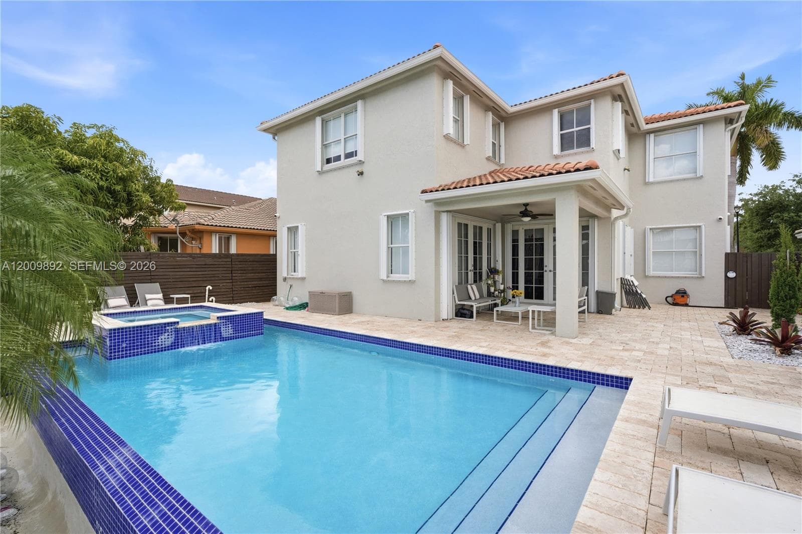 11090 NW 84th St, Doral FL 33178