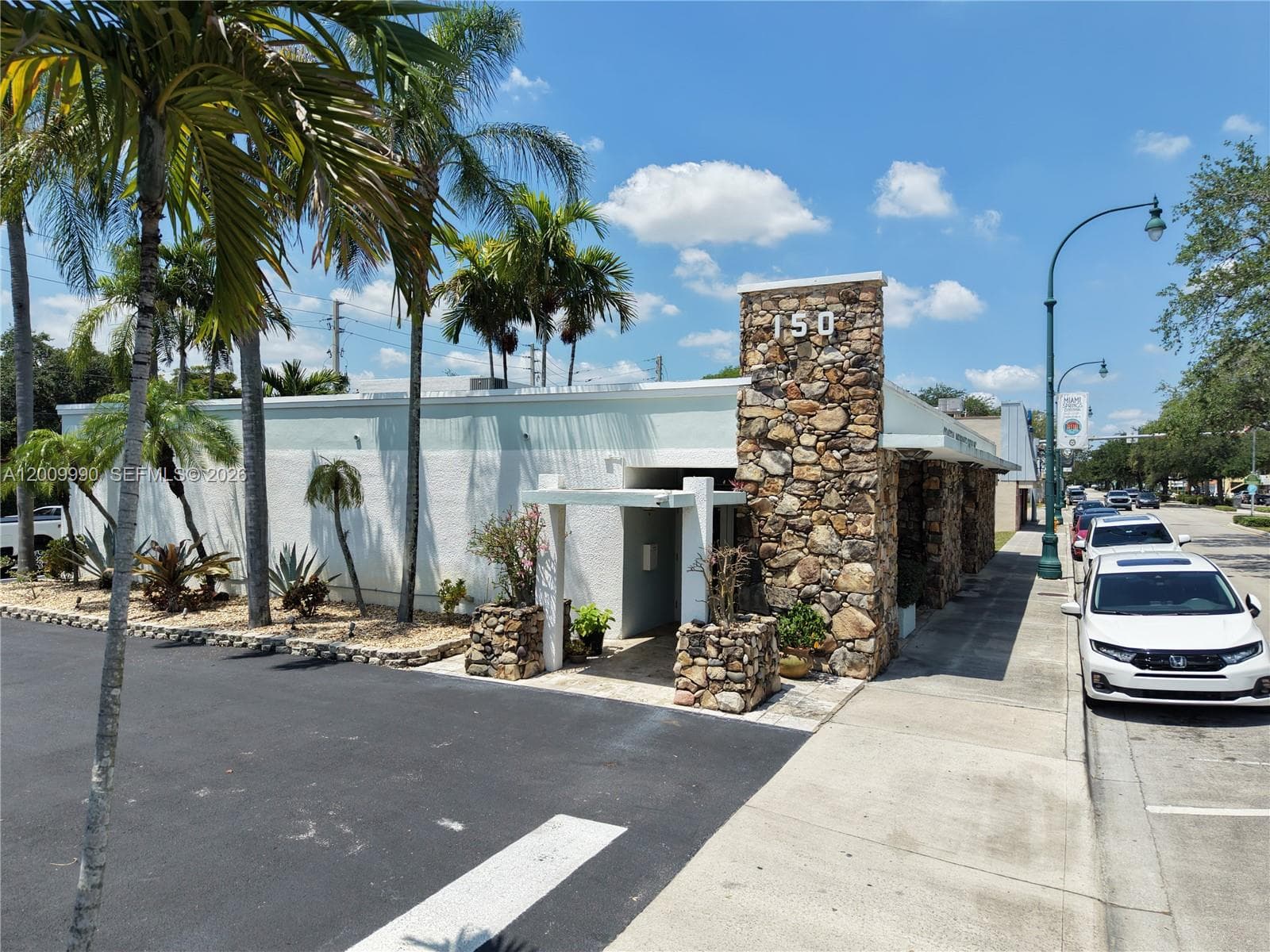 150 Westward Dr # 4, Miami Springs FL 33166