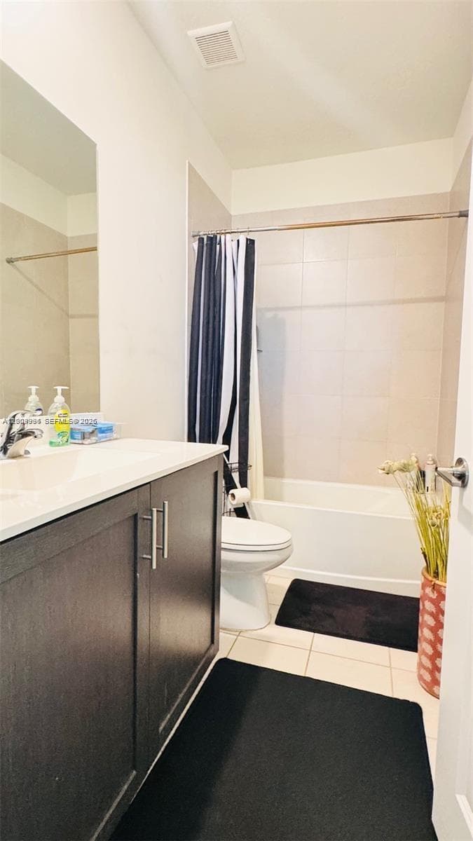 21463 NE 3rd Path, Miami, FL 33179 photo 5