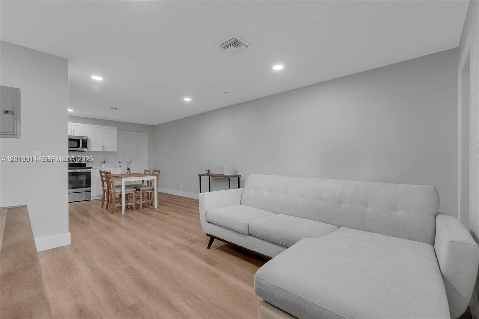 700 NW 18th St # 1-2, Fort Lauderdale FL 33311 photo 4