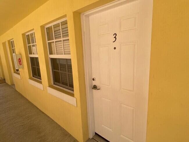 135 NW 5th Avenue # 3, Delray Beach FL 33444 photo 3