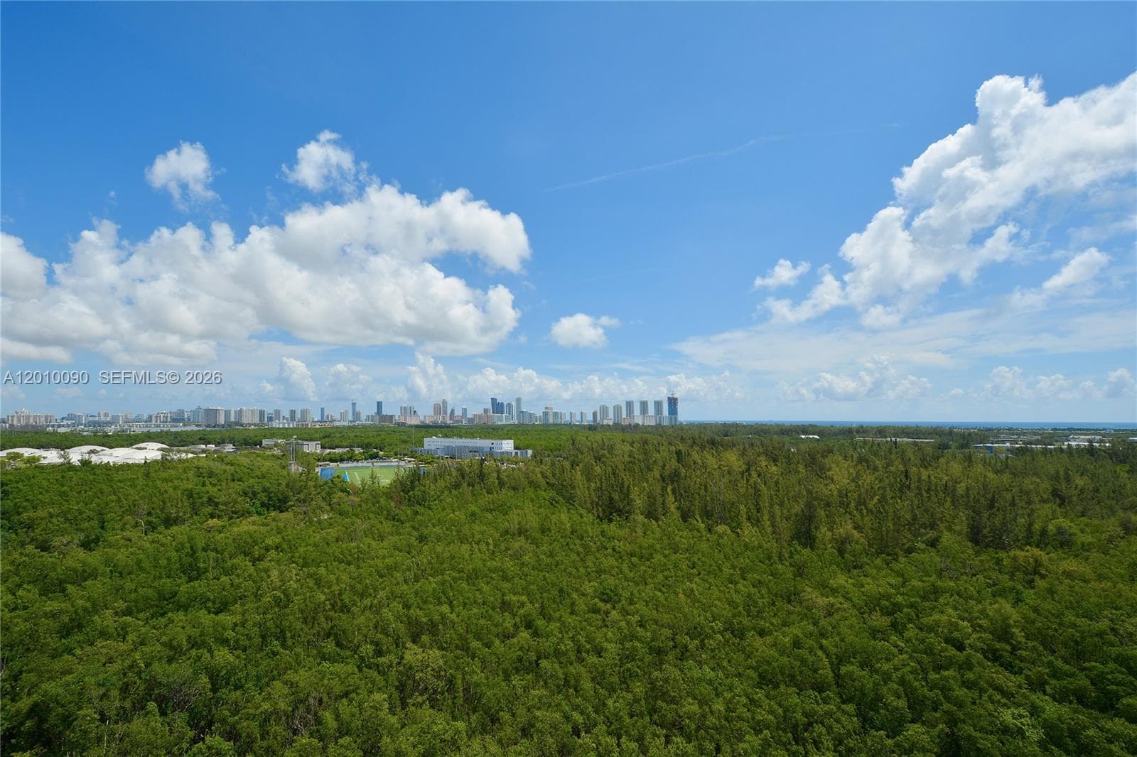 14951 Royal Oaks Ln # 1609, North Miami FL 33181 photo 2