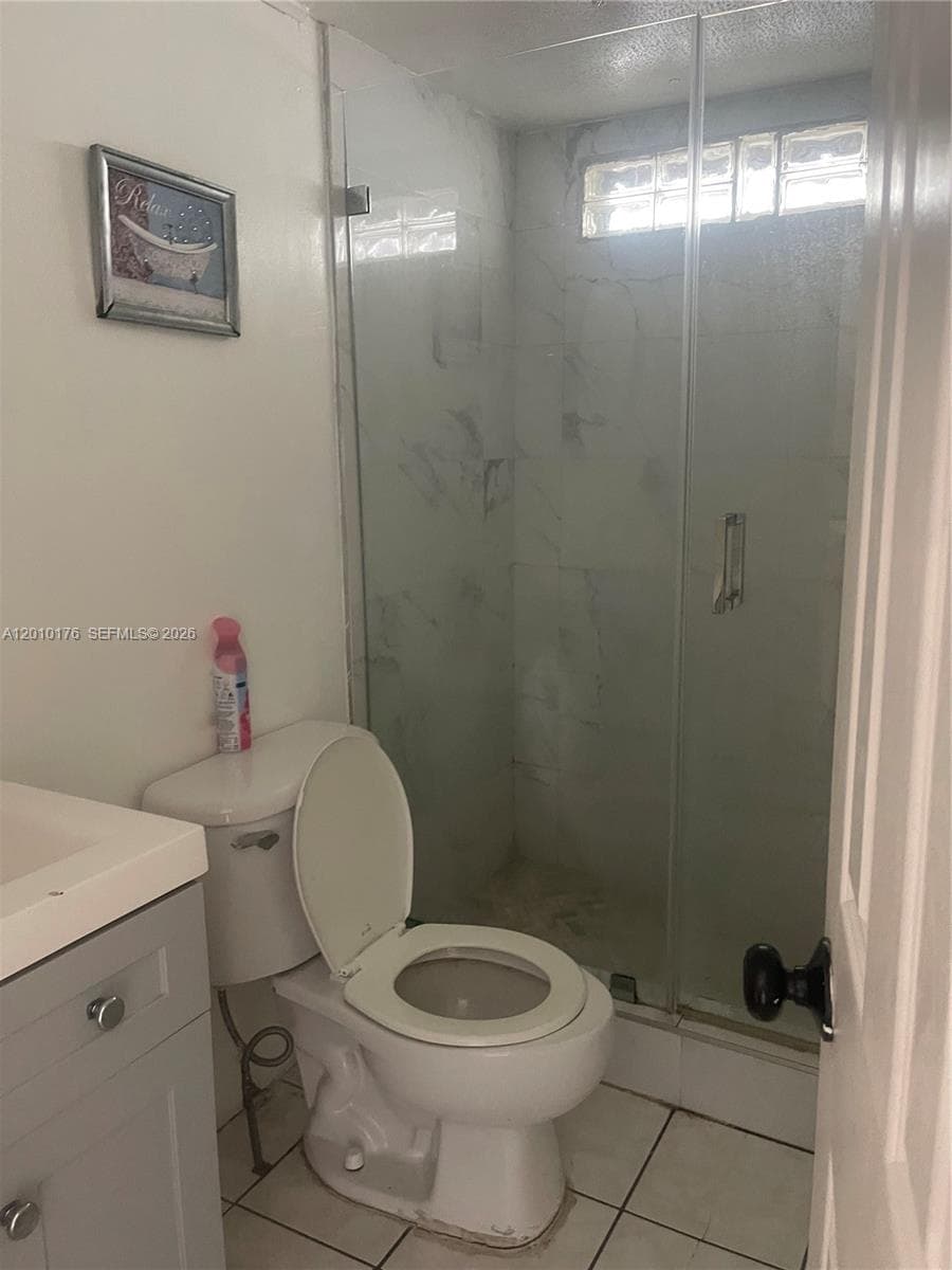 12401 W Okeechobee Rd, Hialeah FL 33018 photo 3