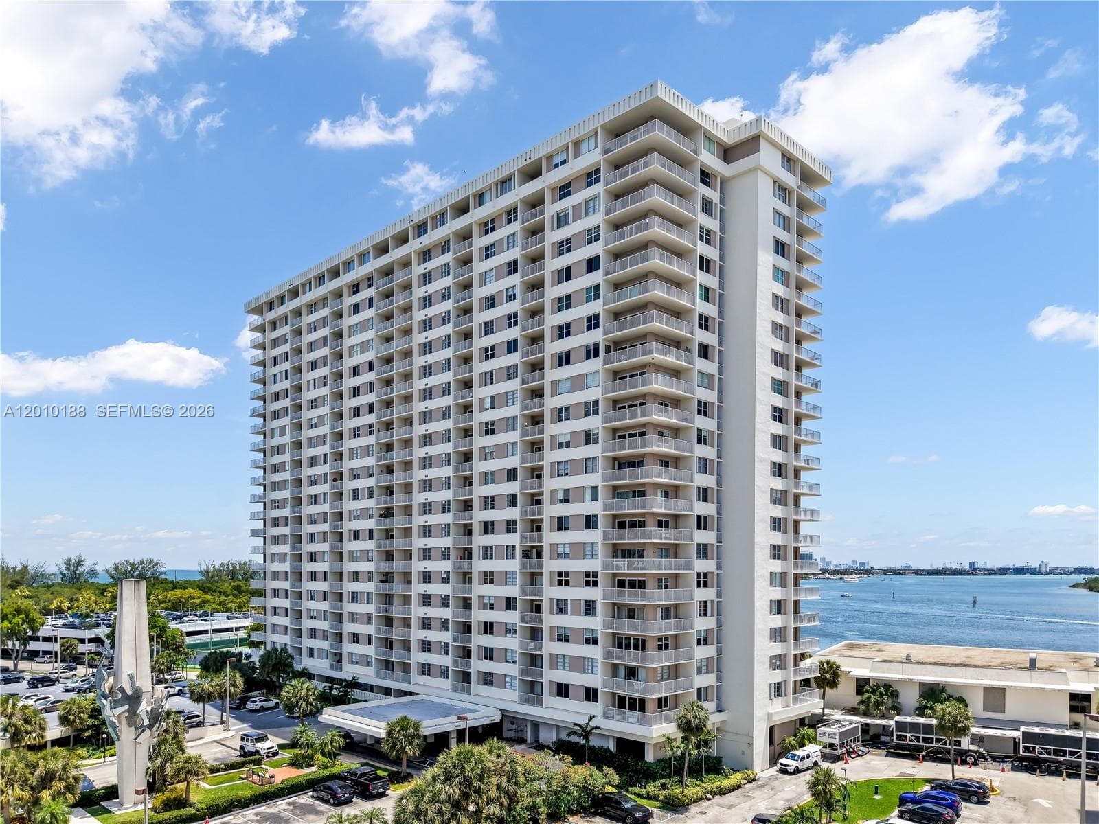 300 Bayview Dr # 605, Sunny Isles Beach FL 33160 photo 4