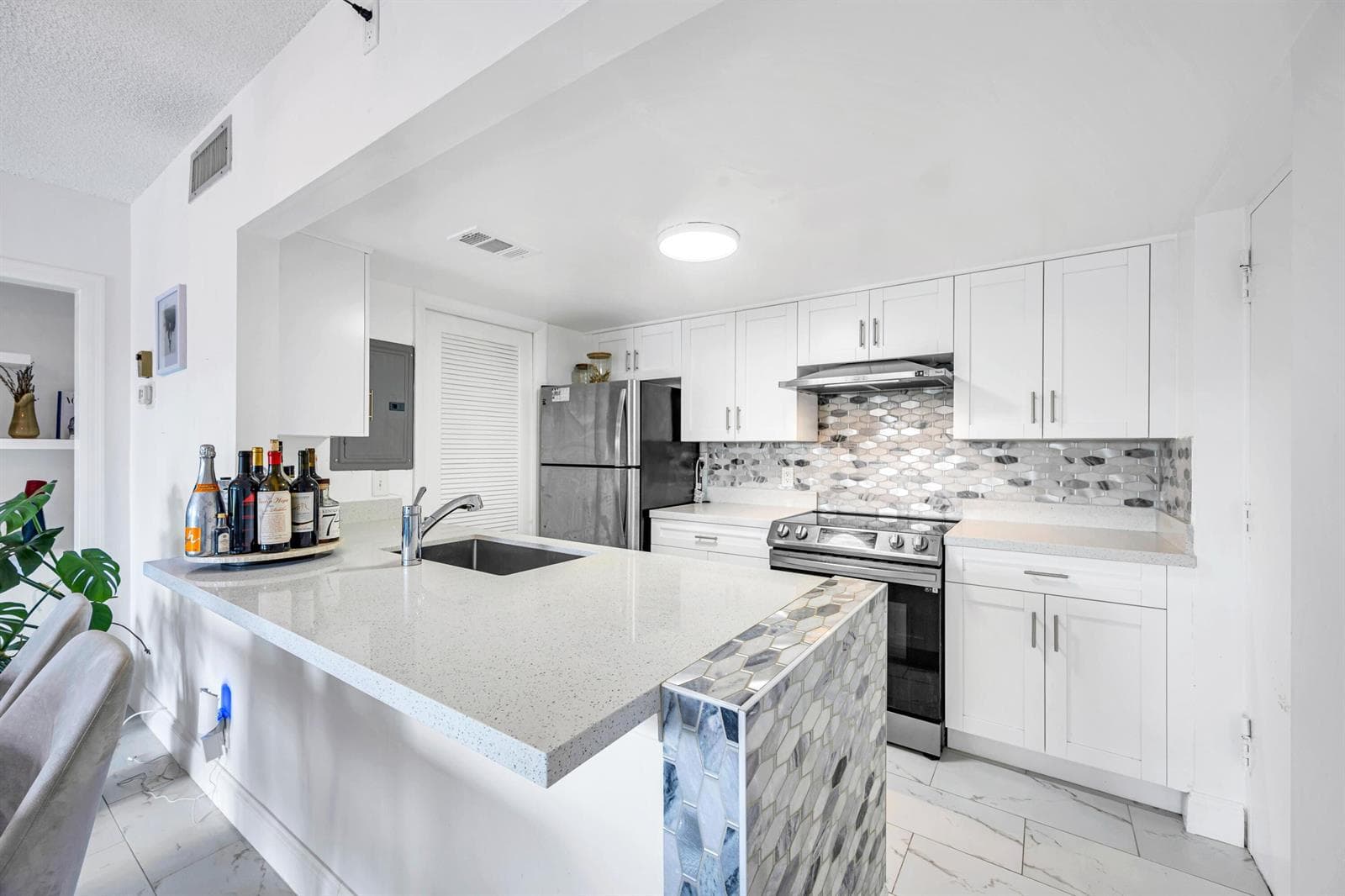 1000 River Reach Drive # 505, Fort Lauderdale FL 33315 photo 3