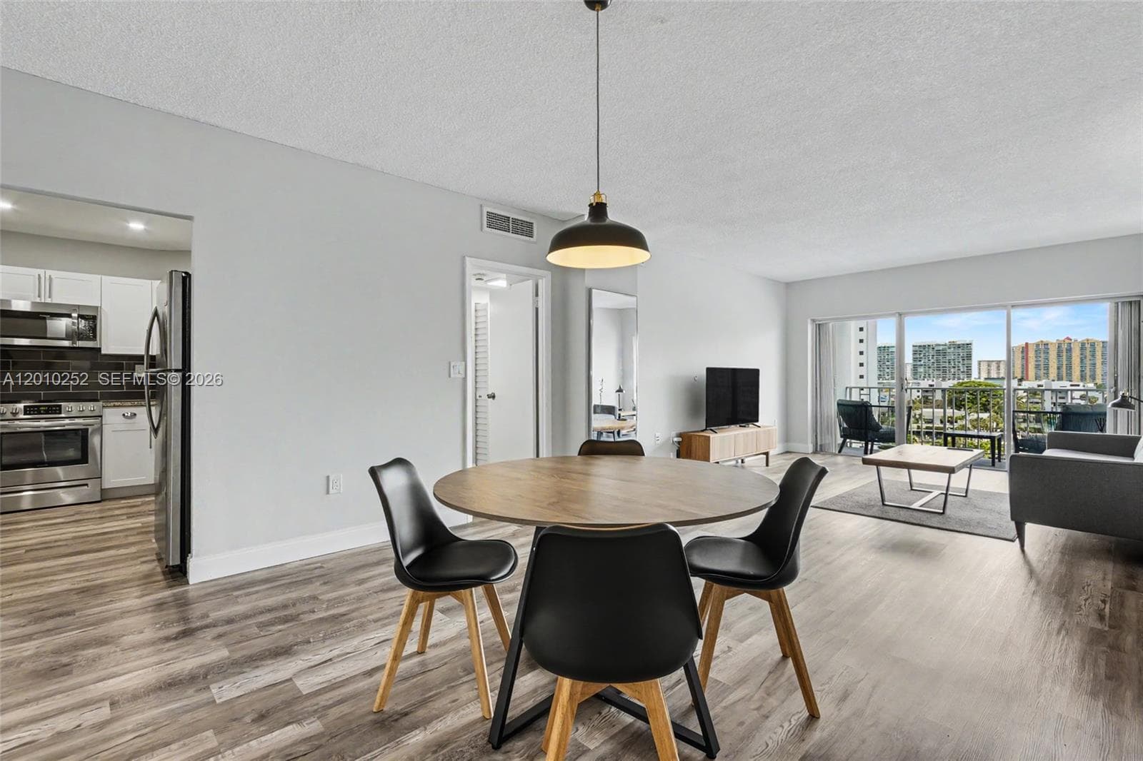 500 Bayview Dr # 727, Sunny Isles Beach FL 33160 photo 5