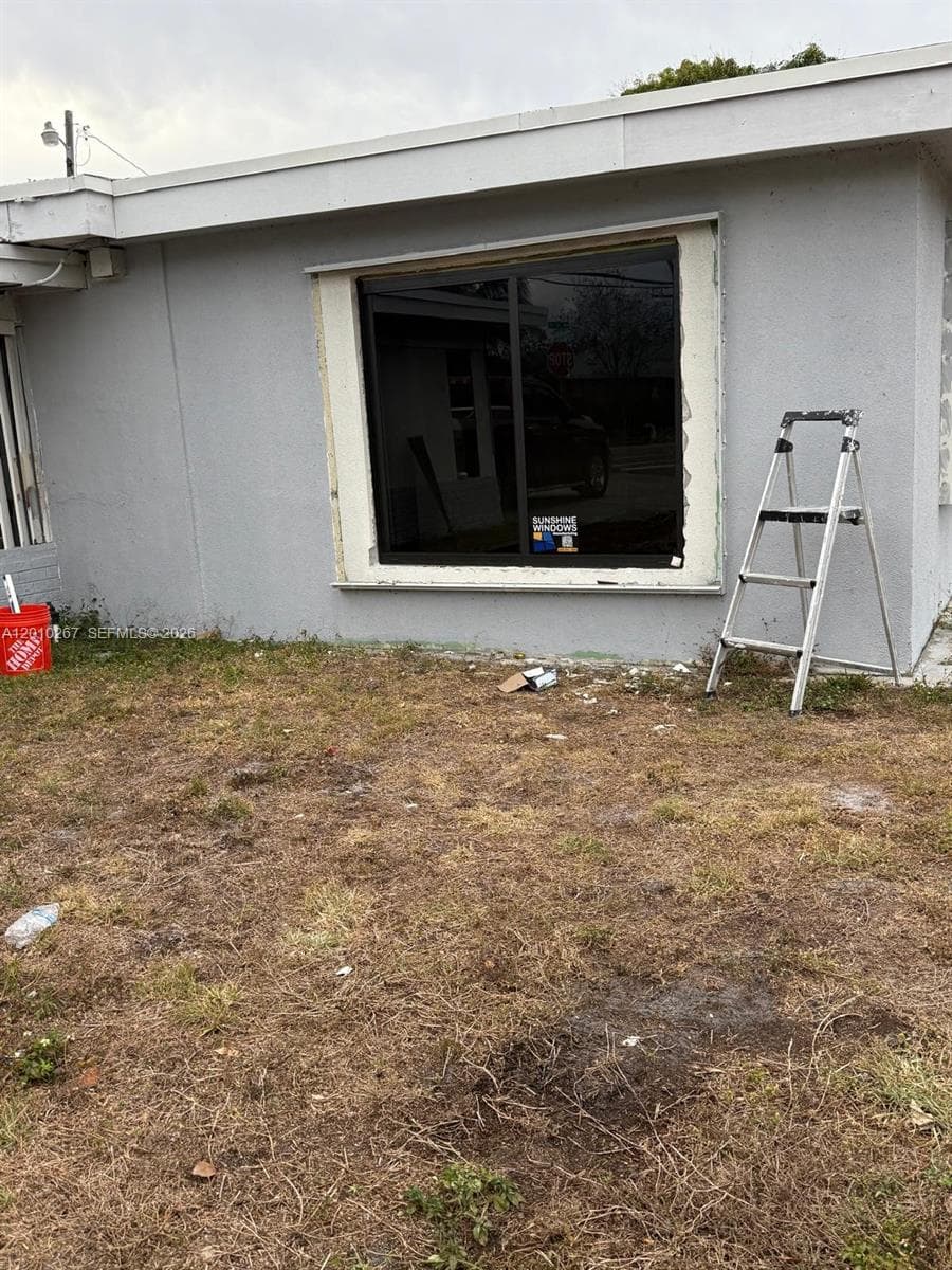 1501 NW 3rd Way, Pompano Beach FL 33060 photo 3
