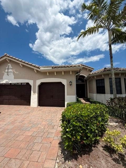 9751 Lakeview Ln, Parkland FL 33076 photo 4
