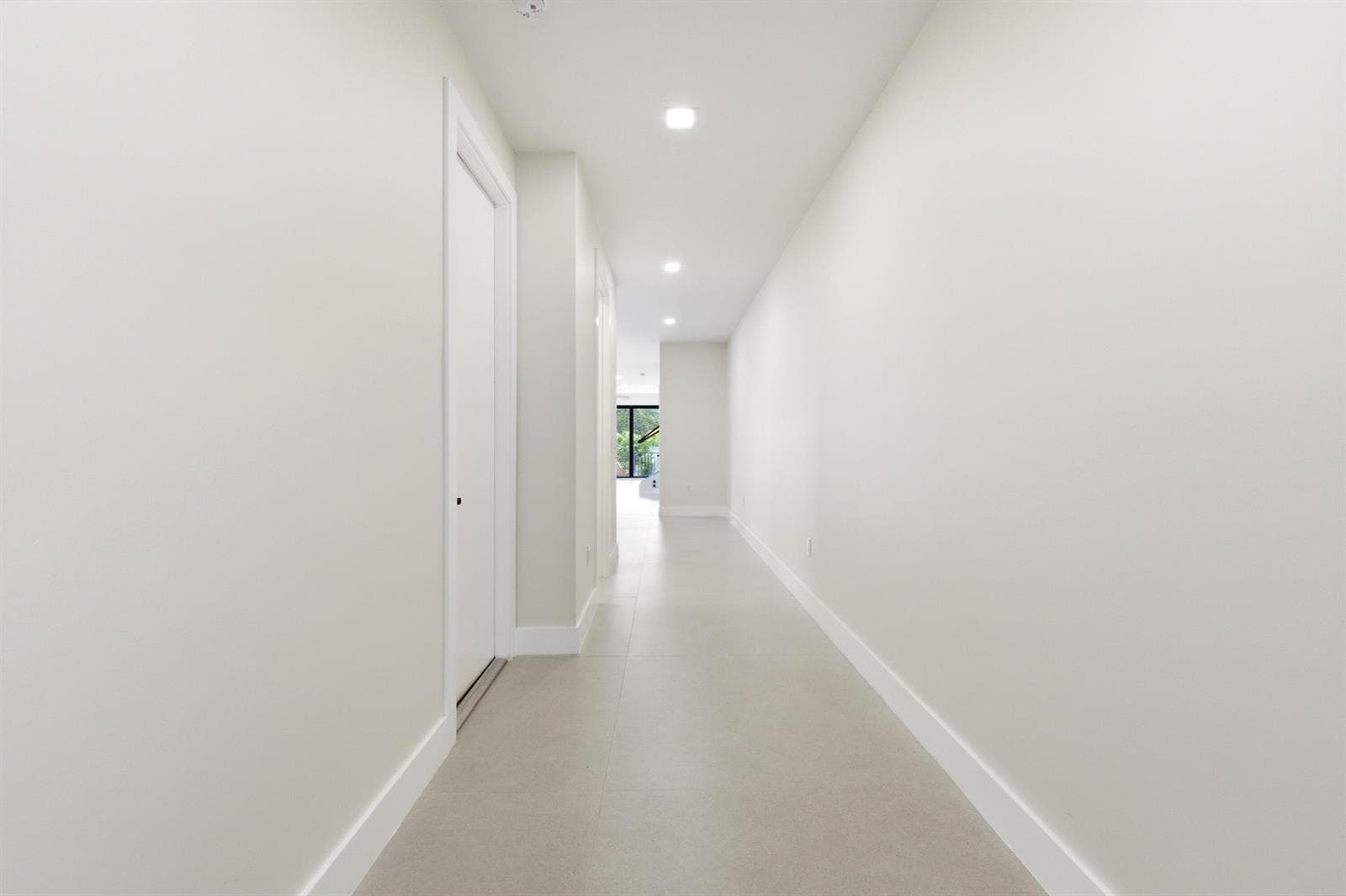 819 SW 1st Street, Fort Lauderdale FL 33312 photo 5