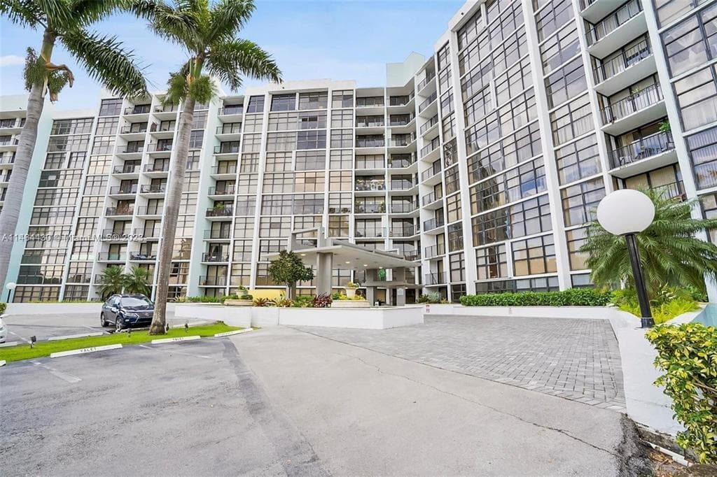200 Leslie Drive # 1128, Hallandale Beach FL 33009 photo 2
