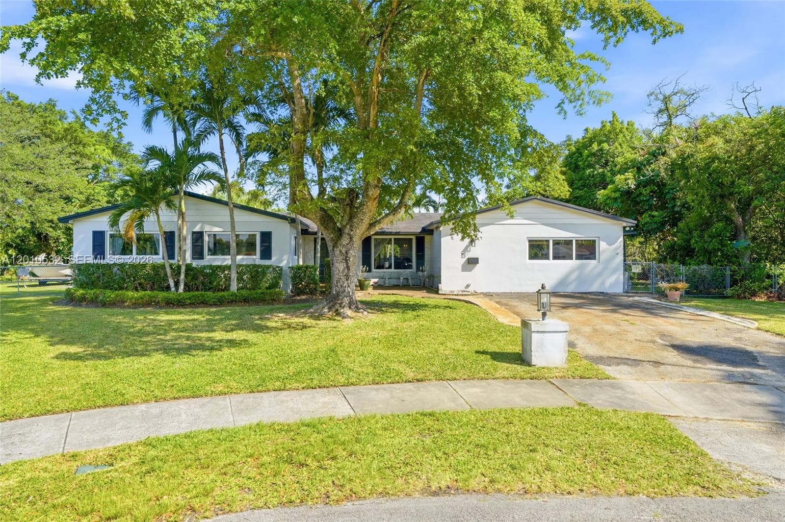 9331 SW 104th Ct, Miami FL 33176 photo 3