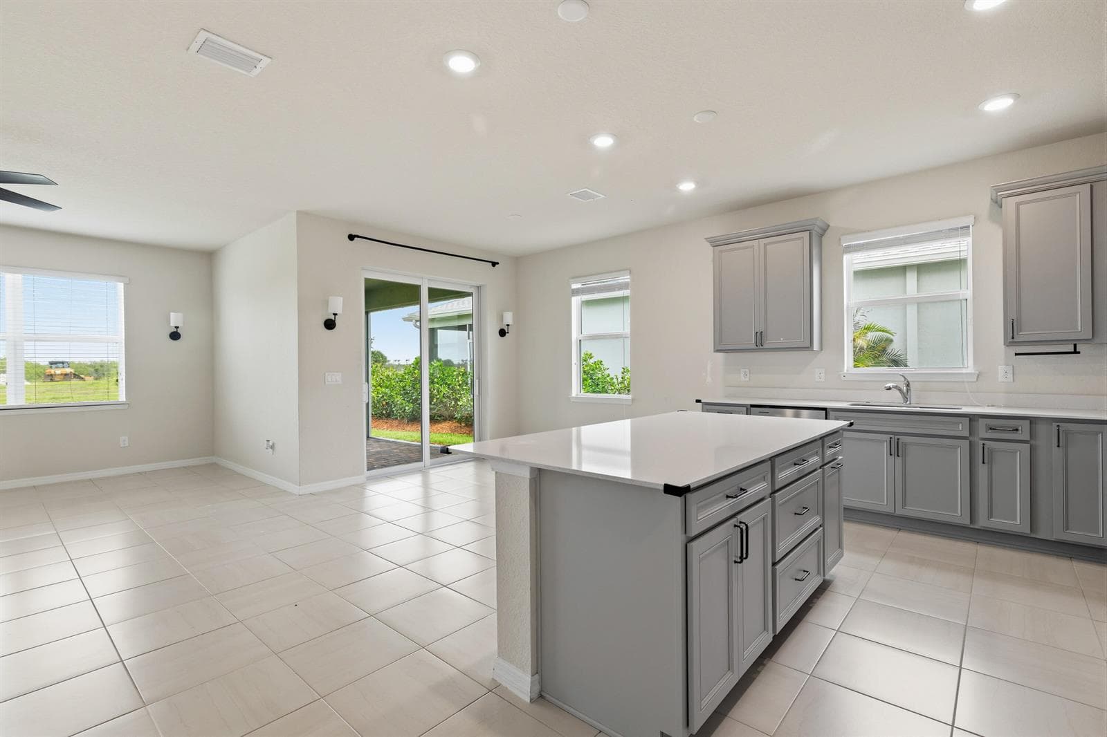 12327 SW Sand Dollar Way, Port St. Lucie FL 34987 photo 4