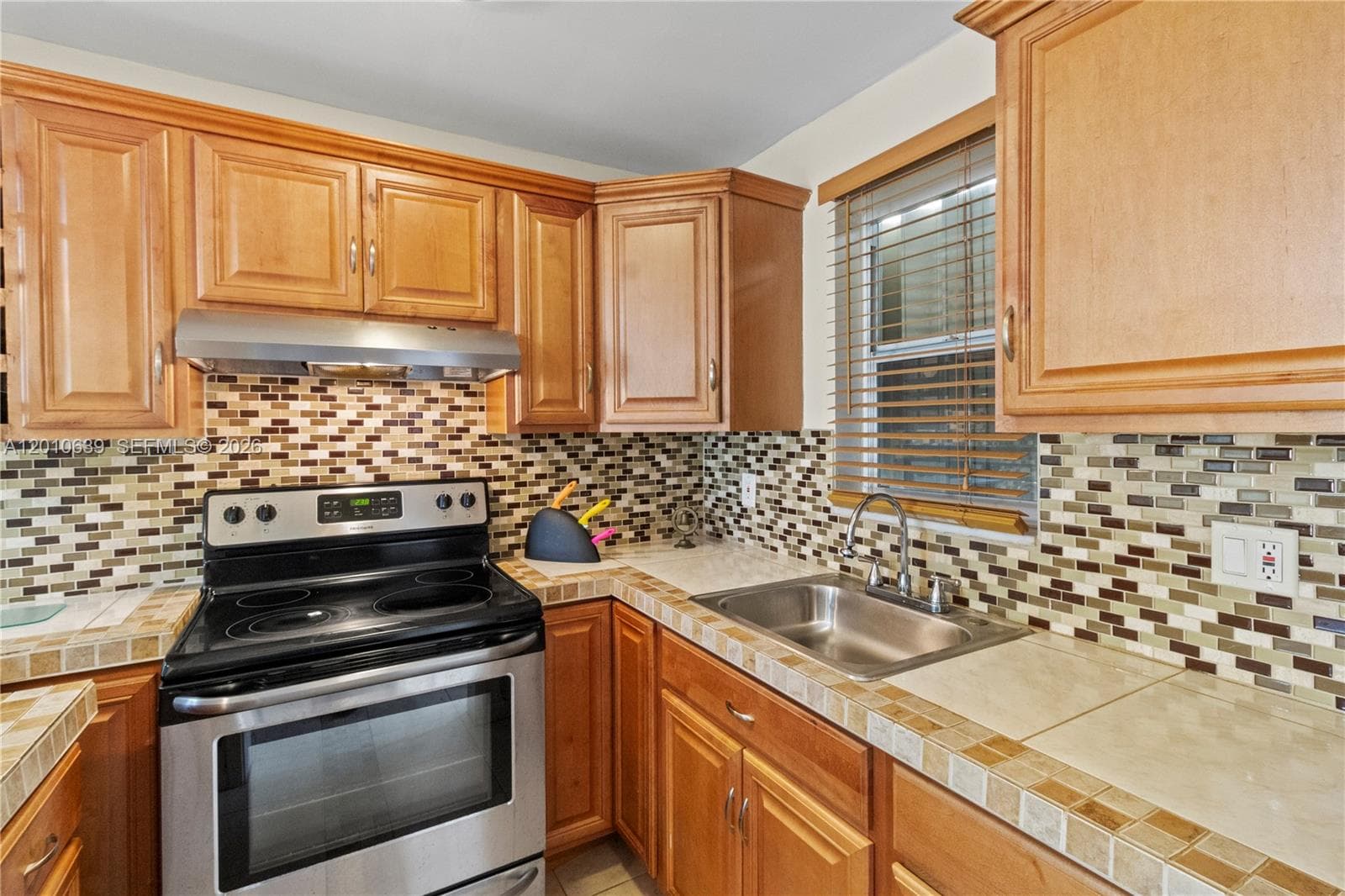 2600 Diana Dr # 119, Hallandale Beach FL 33009 photo 4