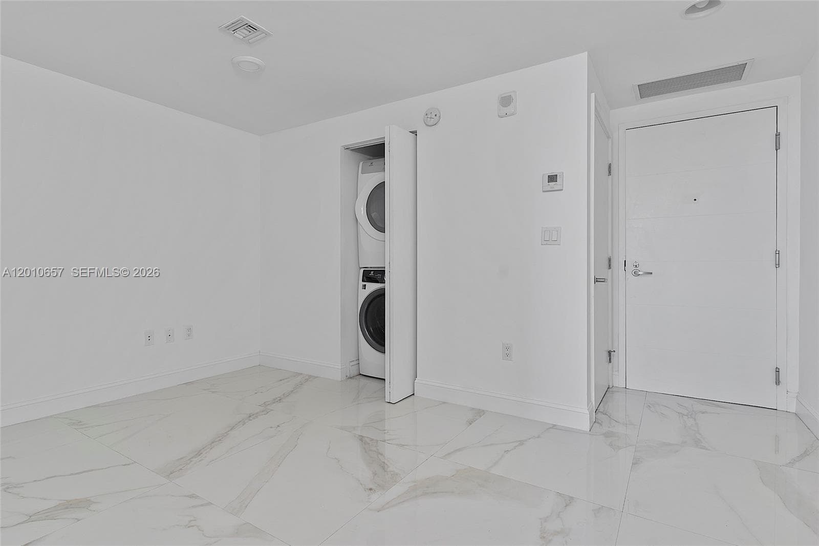 16385 Biscayne Blvd # 717, North Miami Beach FL 33160 photo 5