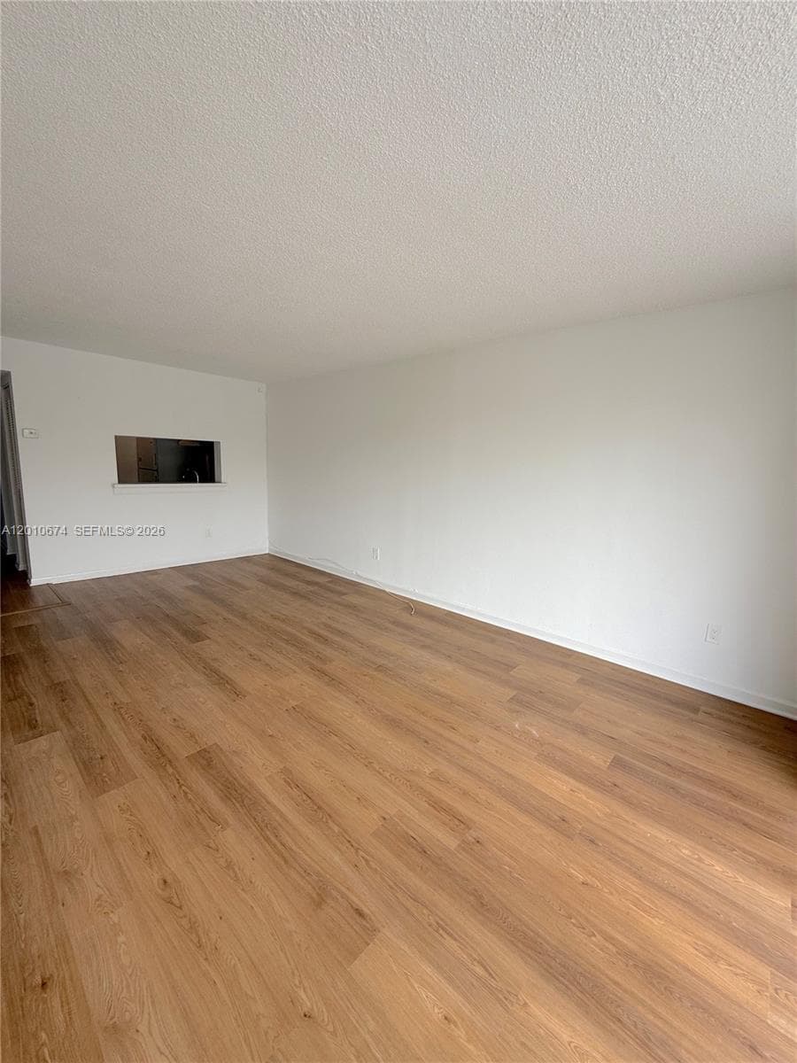 482 NW 165th St Rd # 307, Miami FL 33169 photo 3