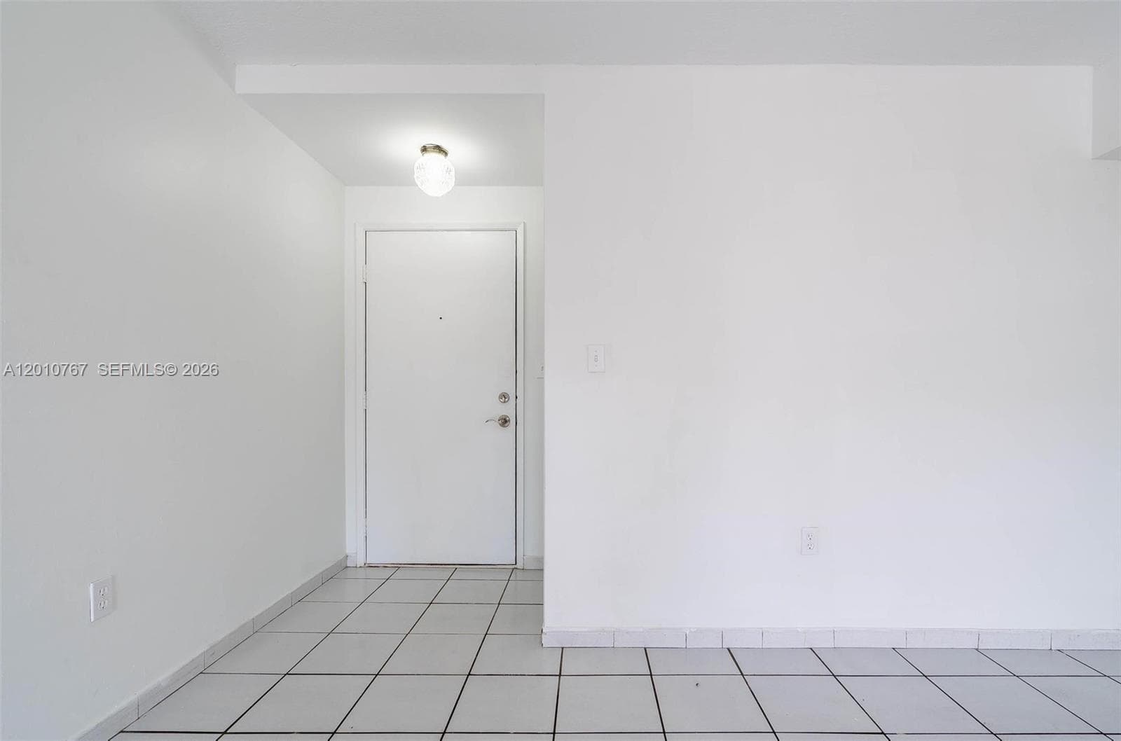 9431 Fontainebleau Blvd # 112, Miami FL 33172 photo 3