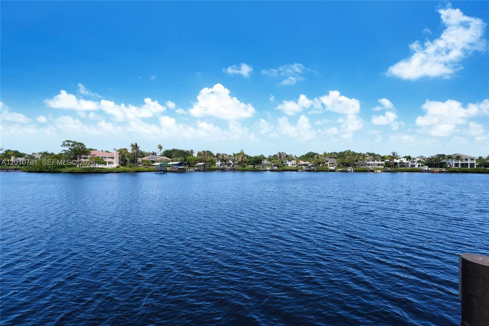 10433 SE Banyan Way, Jupiter FL 33469 photo 3